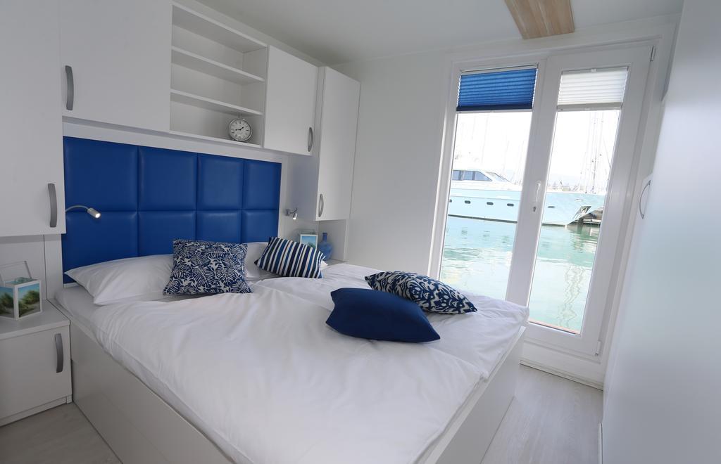 Floating Sea House Kahne Portoroz Villa Esterno foto