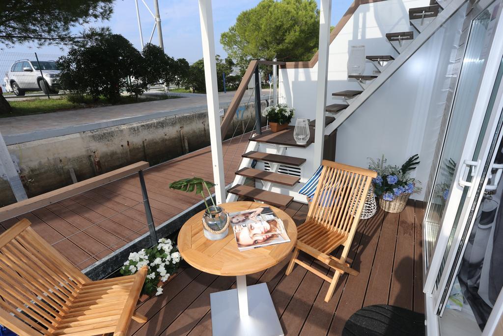 Floating Sea House Kahne Portoroz Villa Esterno foto