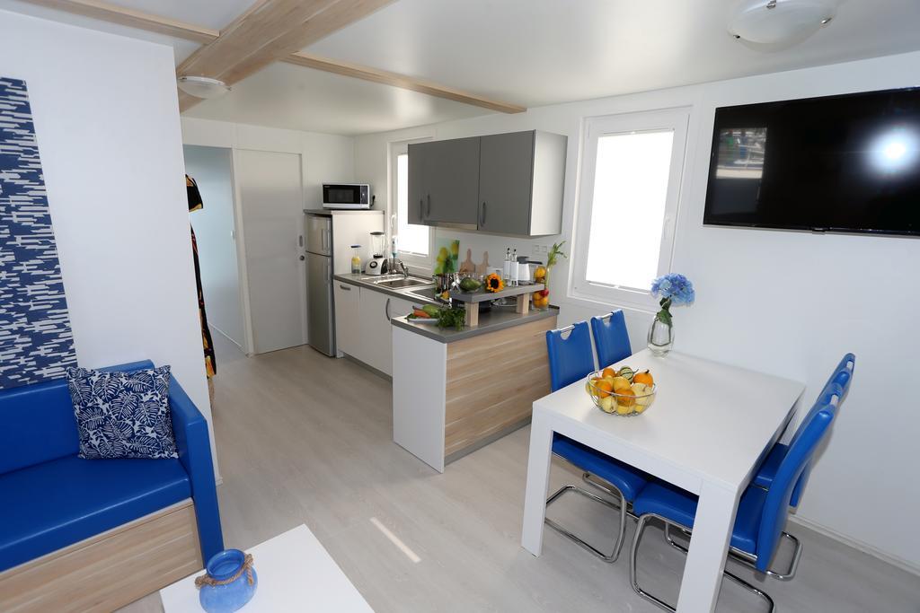 Floating Sea House Kahne Portoroz Villa Esterno foto