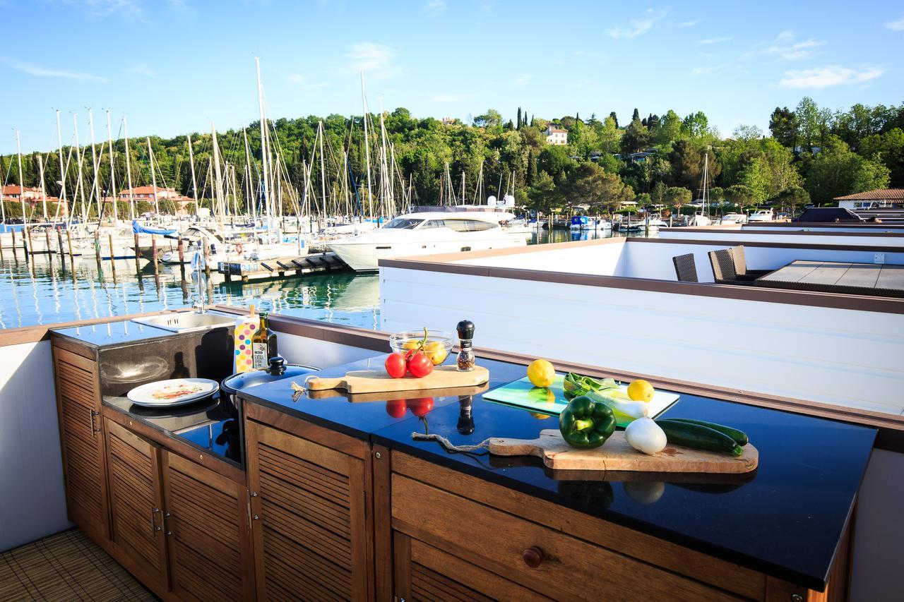 Floating Sea House Kahne Portoroz Villa Esterno foto